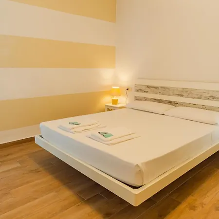 Giulia - Italian Homing Villa