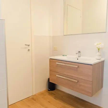 Giulia - Italian Homing Villa Soiano Del Lago