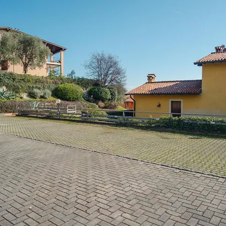 Giulia - Italian Homing