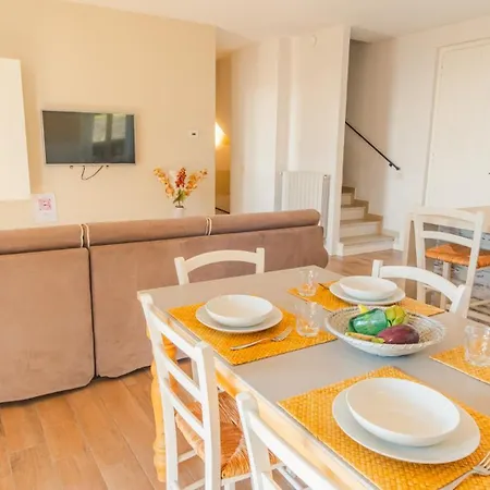 Giulia - Italian Homing