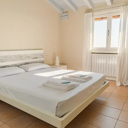 Giulia - Italian Homing