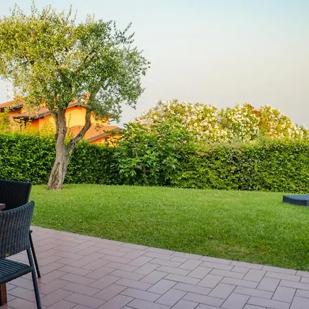 Giulia - Italian Homing Villa